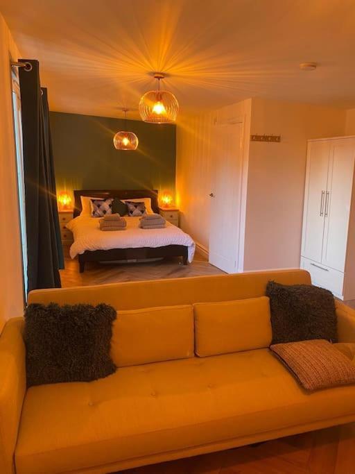 Cozy Cabin With Modern Comforts Wootton  Eksteriør bilde